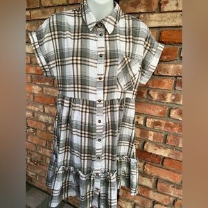 Blu Pepper grey and white Plaid Button-Up Mini Dress w/ front pocket size large